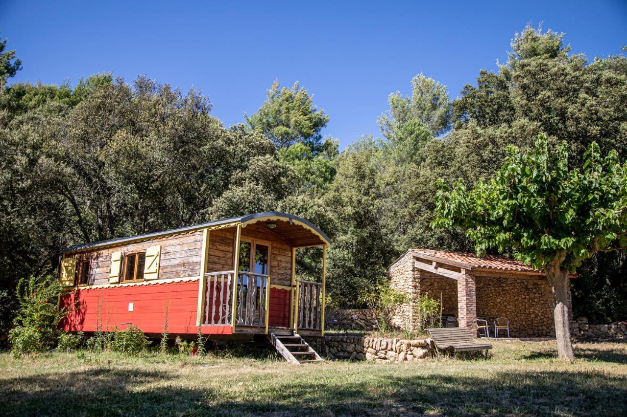 Domaine Les Perpetus Villa La Tour-dʼAigues Exteriör bild